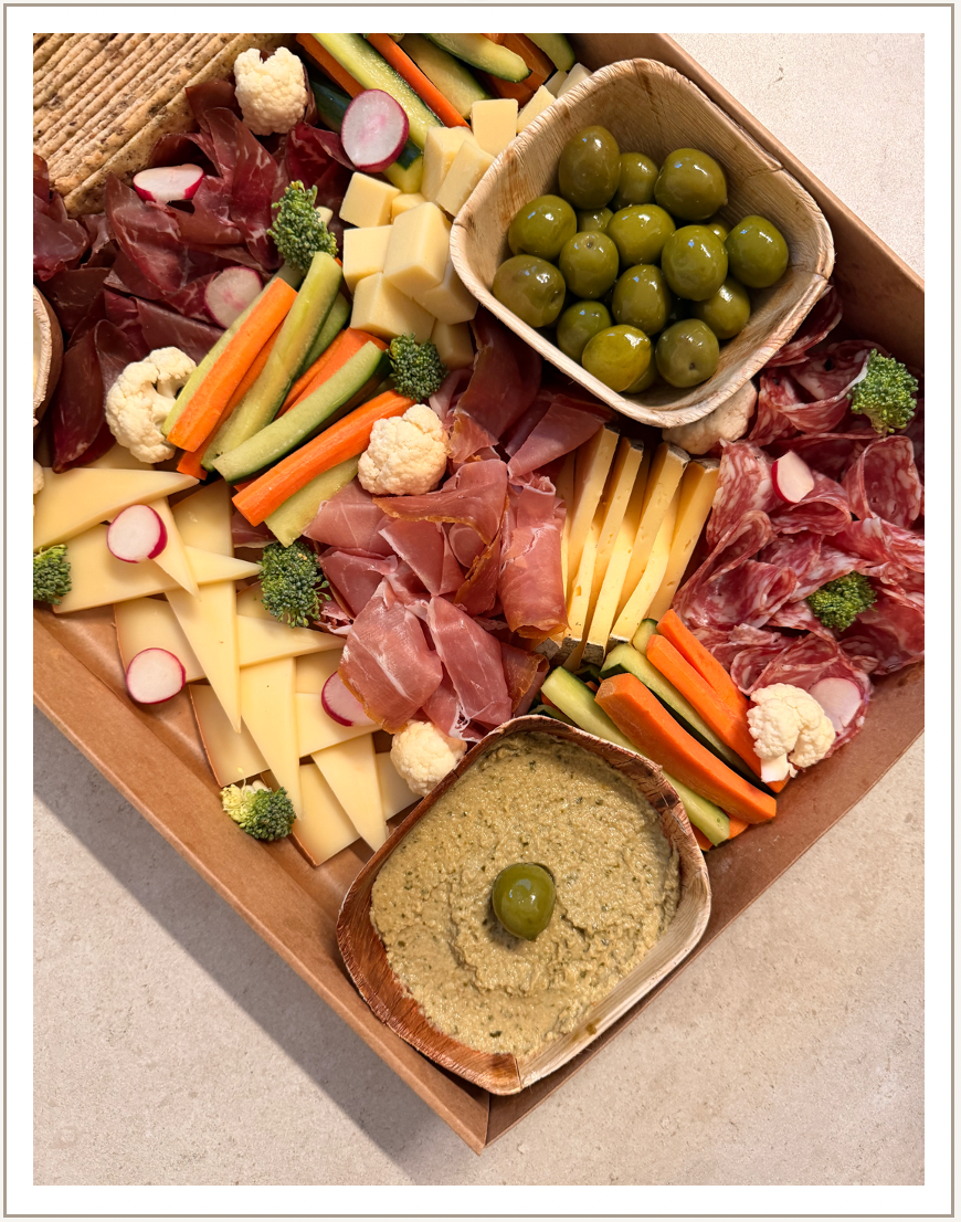 Plateau charcuterie, fromage et dip